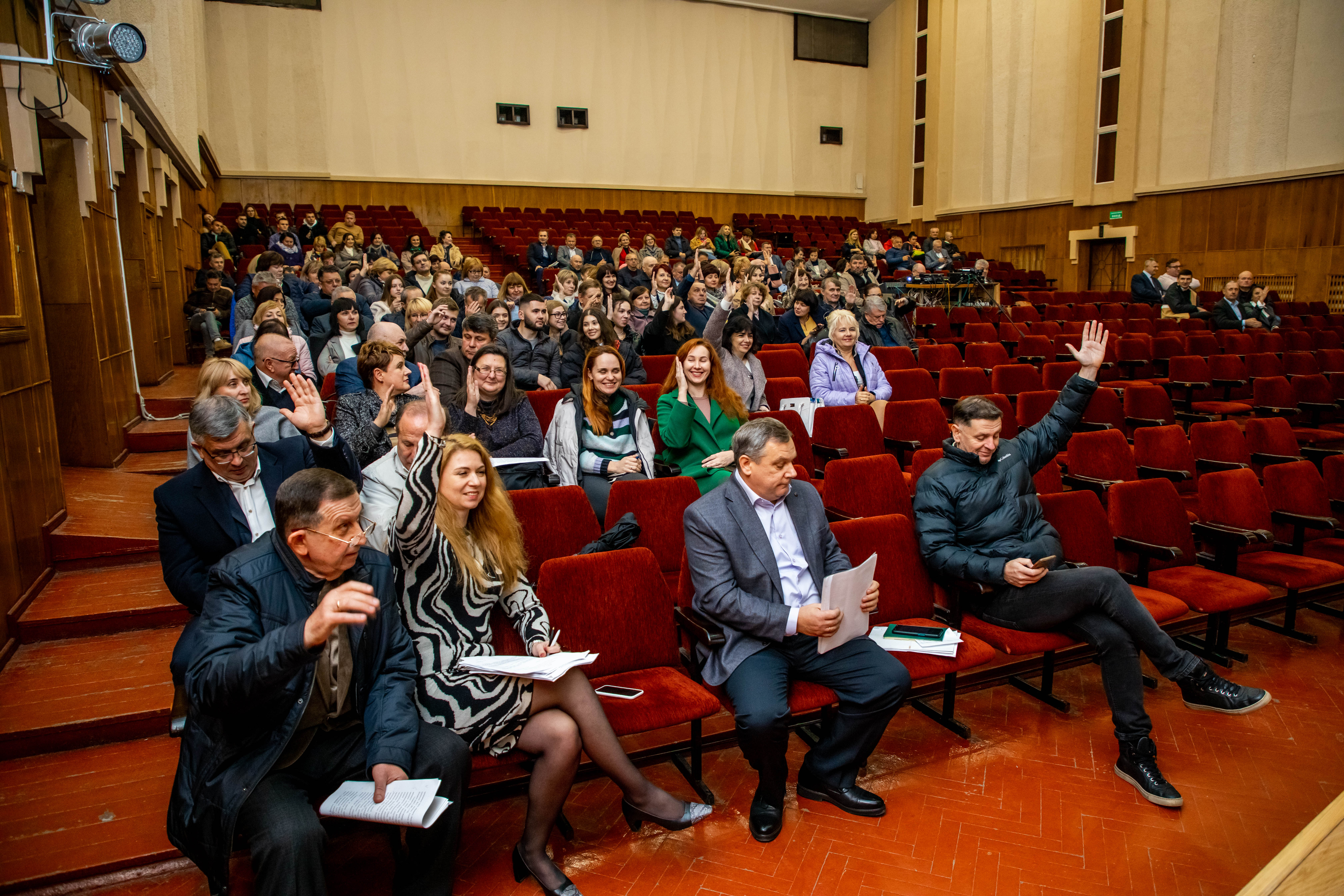 Учасники зборів